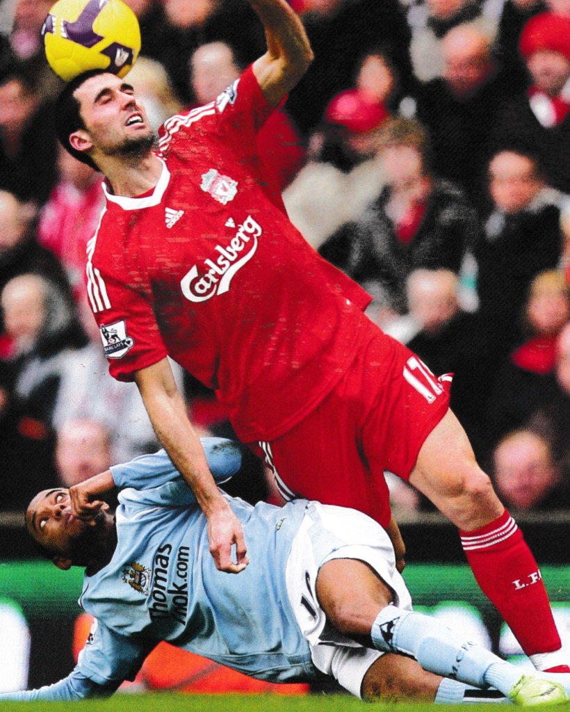 liverpool away 2008 to 09 action92