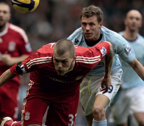 liverpool away 2008 to 09 bellamy goal