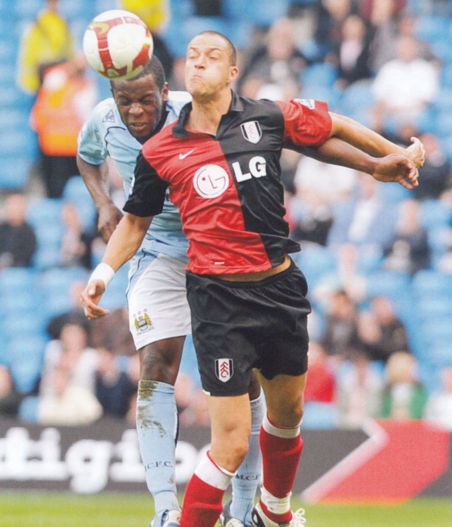 fulham home 2008 to 09 action65