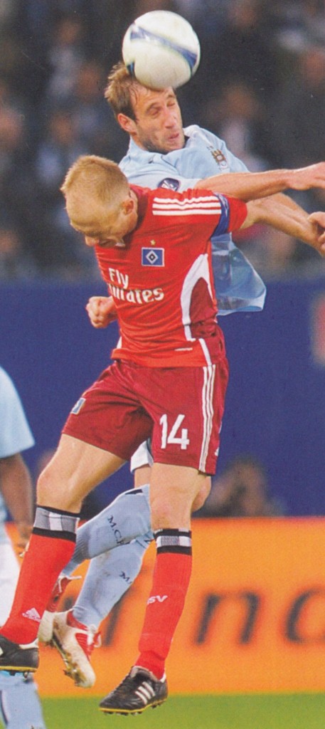 hamburg away 2008 to 09 action007