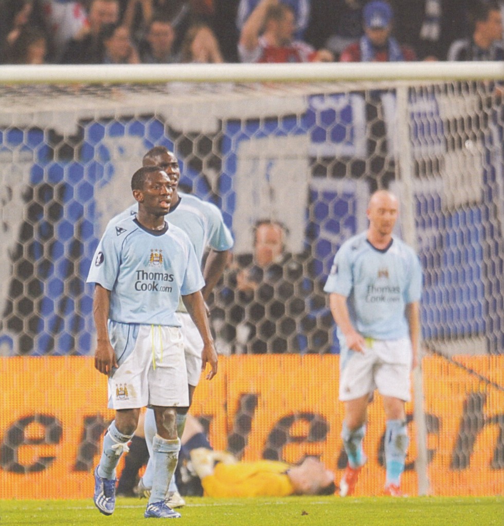 hamburg away 2008 to 09 action65