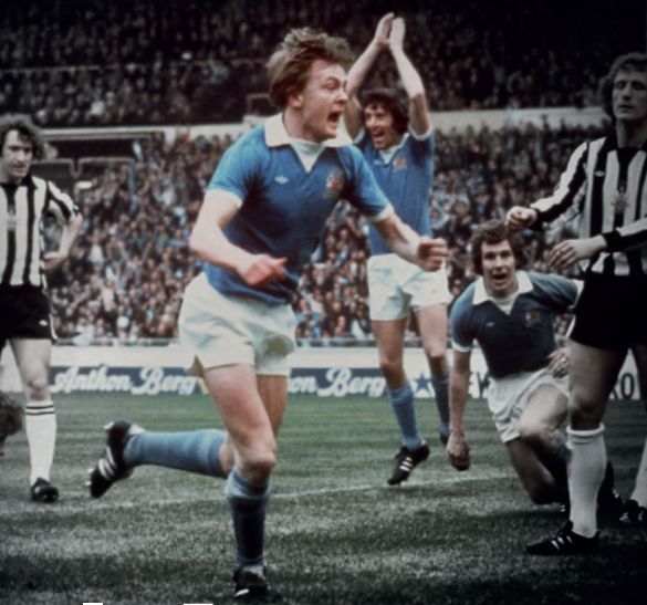 newcastle 1976 cup final barnes goal7
