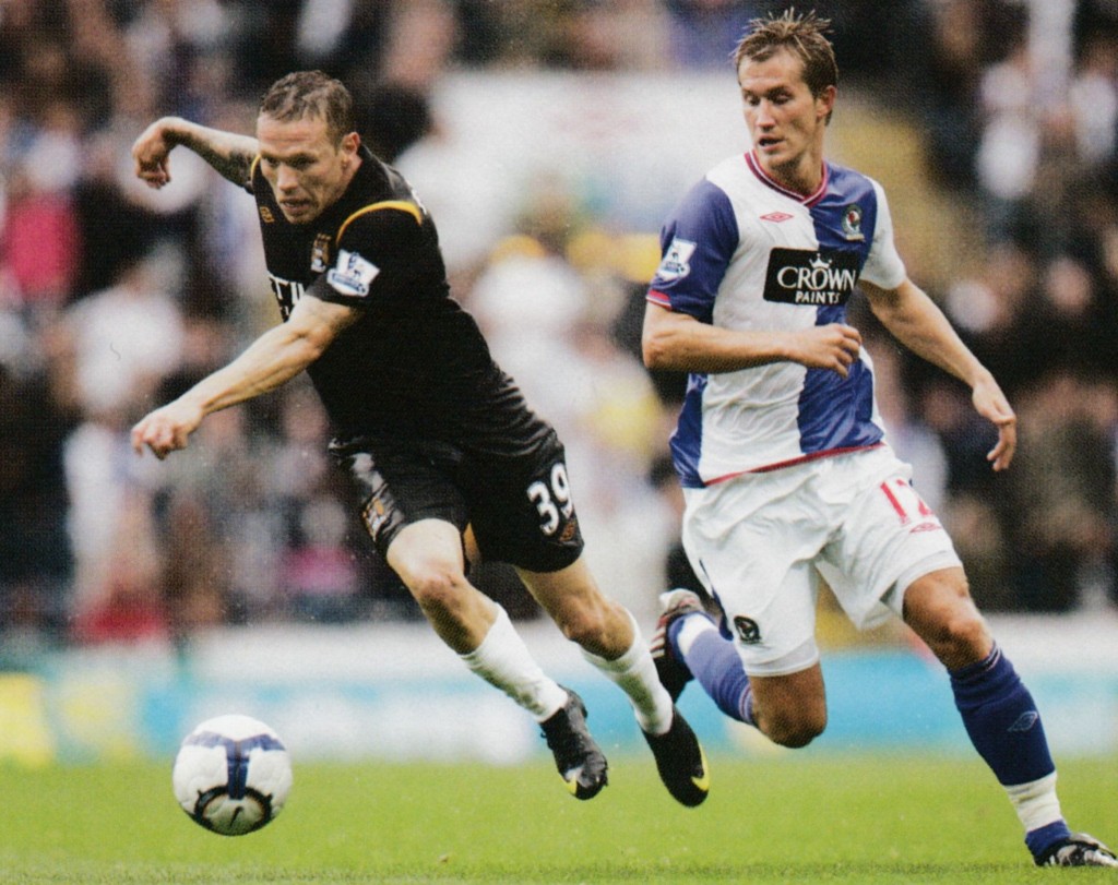 blackburn away 2009 to 10 action70