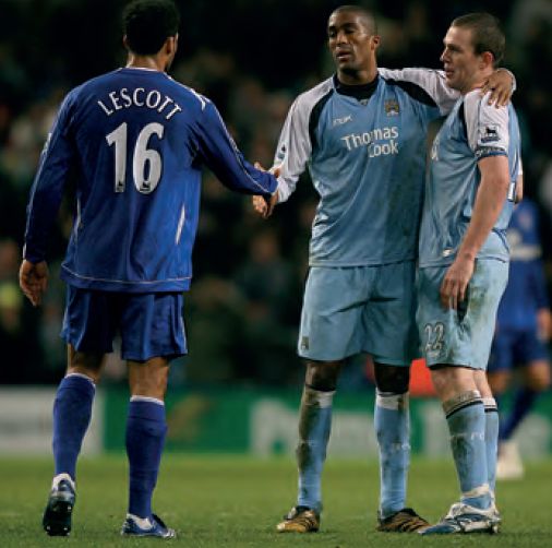 everton home 2006 to 07 action8