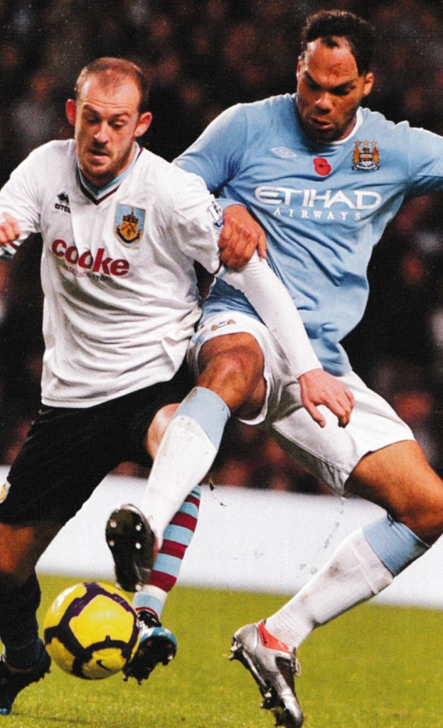 burnley home 2009 to 10 action65