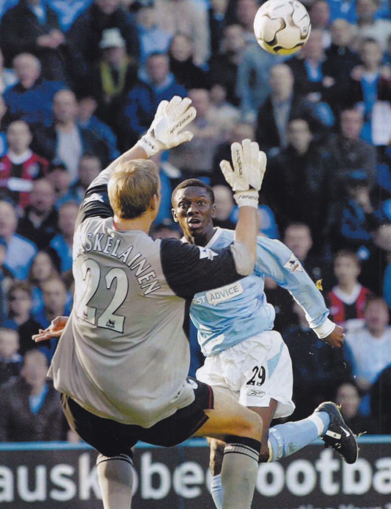 bolton home 2003 to 04 swp goal6