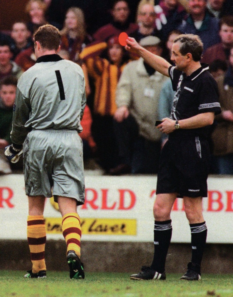 bradford away 1996 to 97 keeper sent off3