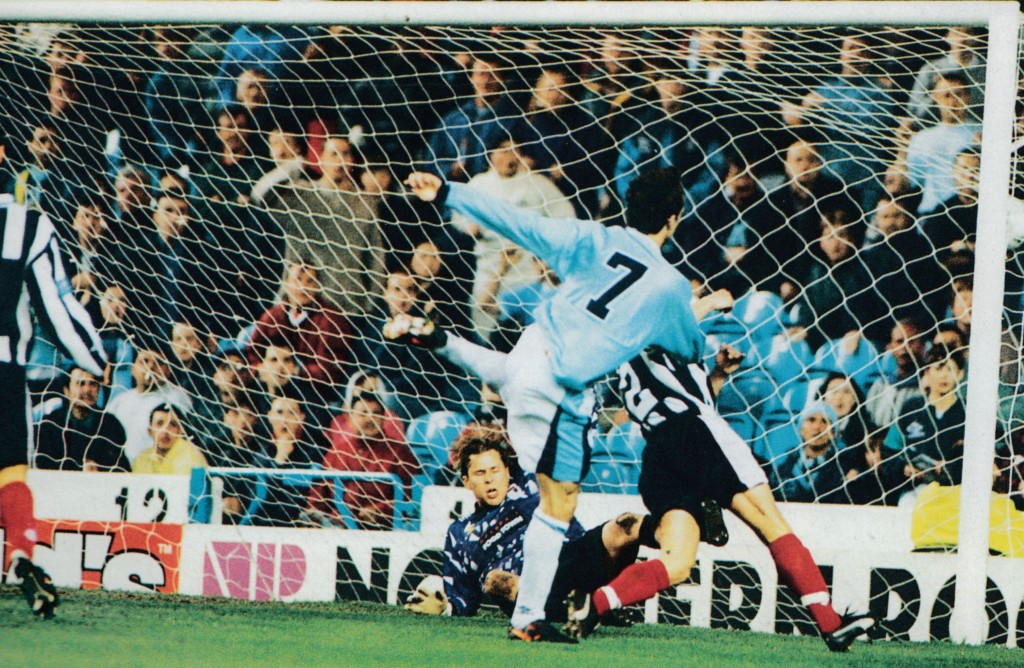 grimsby home 1996 to 97 summerbee 1st goal 5