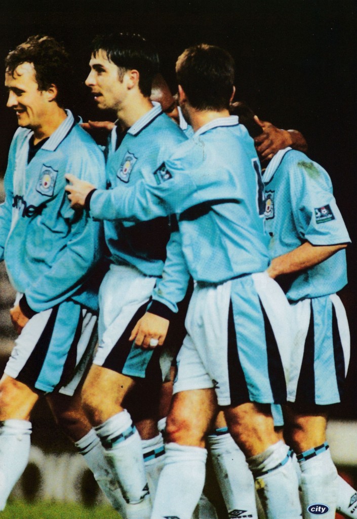 grimsby home 1996 to 97 summerbee celebrates his goals