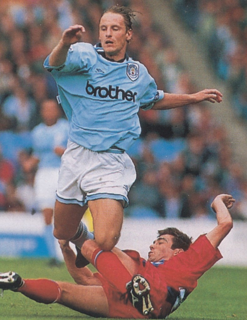 crystal palace 1994 to 95 action8