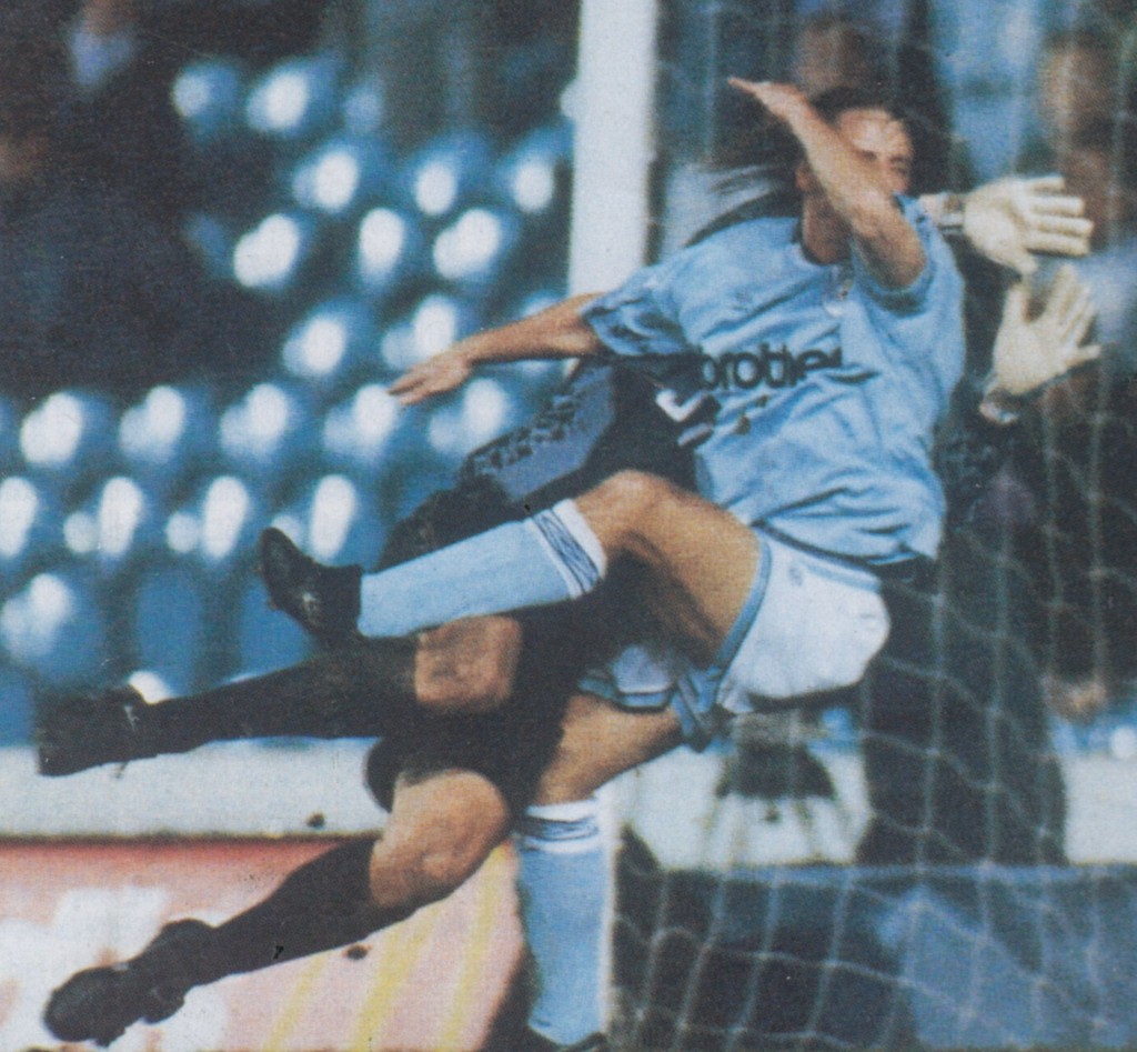 arsenal home 1994 to 95 action7