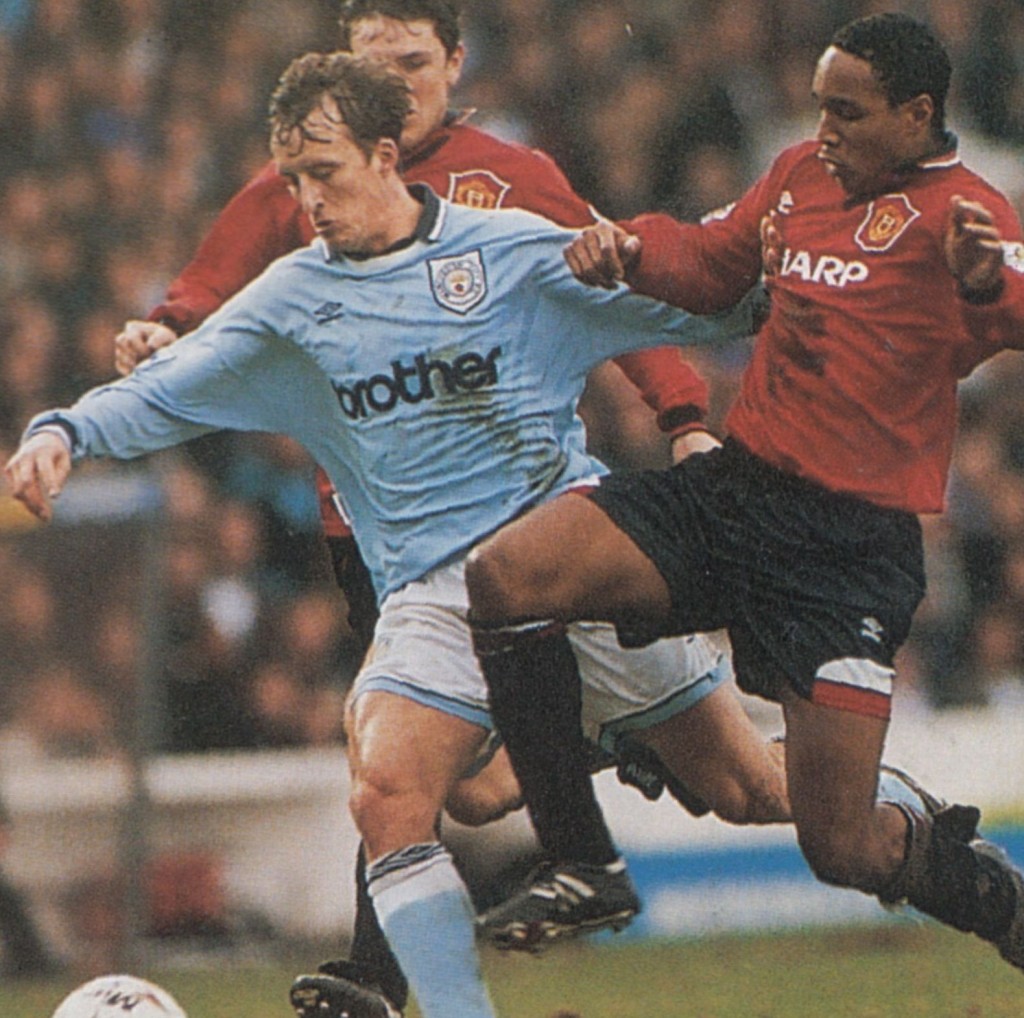 man utd home 1994 to 95 action10