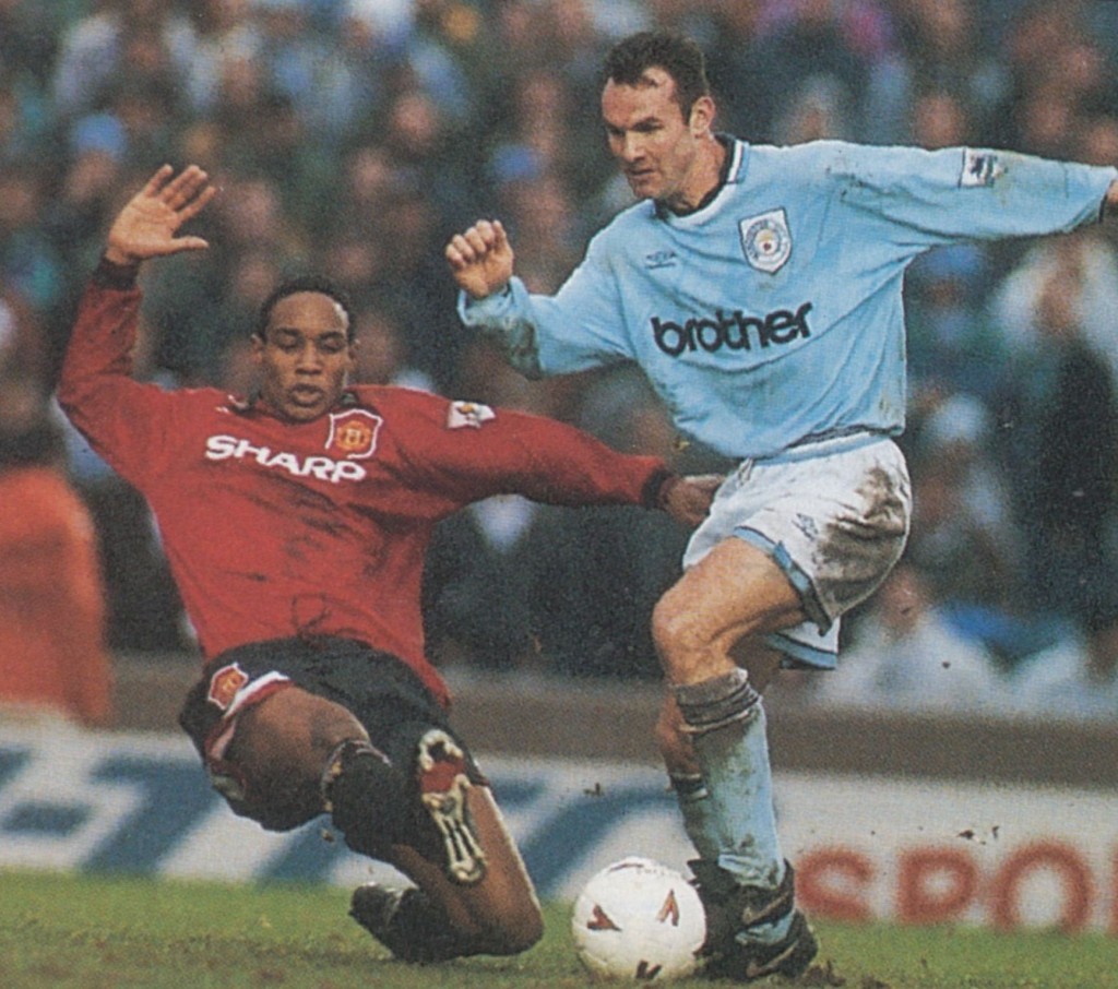 man utd home 1994 to 95 action6