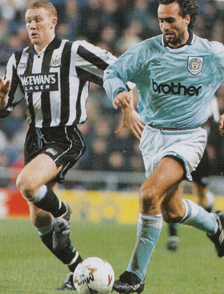 newcastle away lge cup 1994 to 95 action5