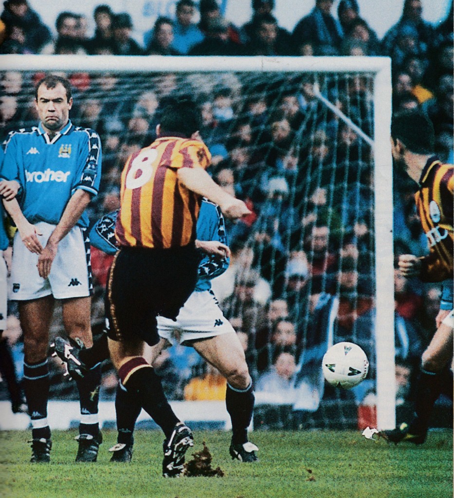 bradford fa cup 1997 to 98 action3