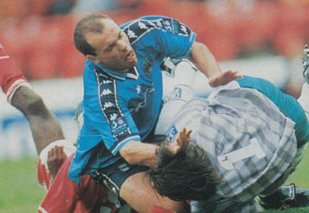 charlton away 1997 to 98 action7