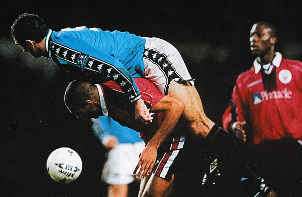 notts forest home 1997 to 98 action6