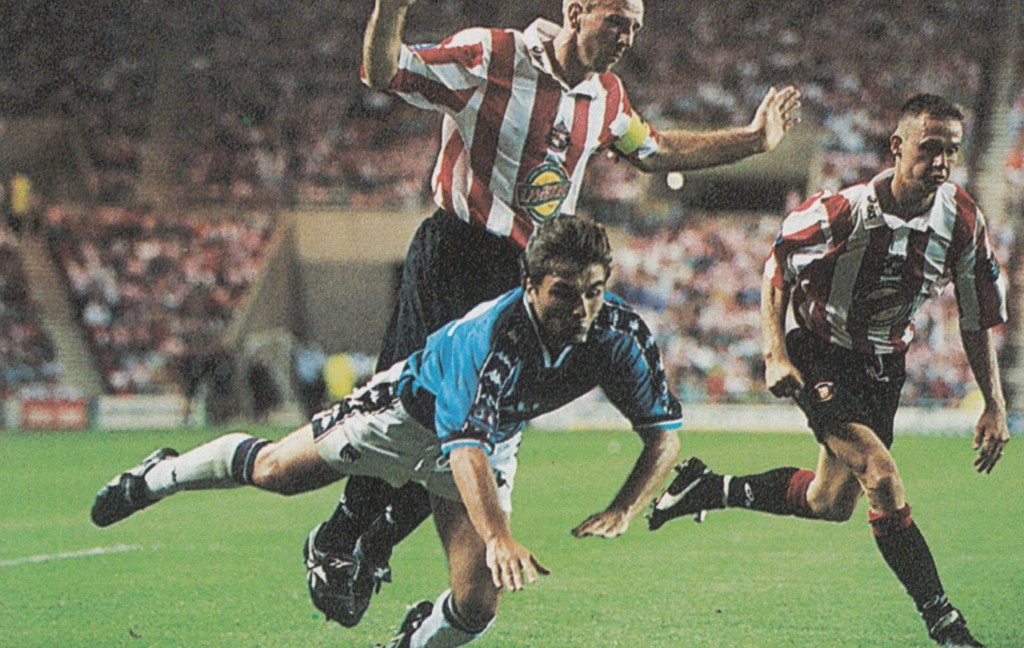 sunderland away 1997 to 98 action5