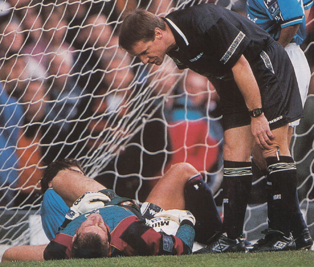 wolves home 1997 to 98 action14