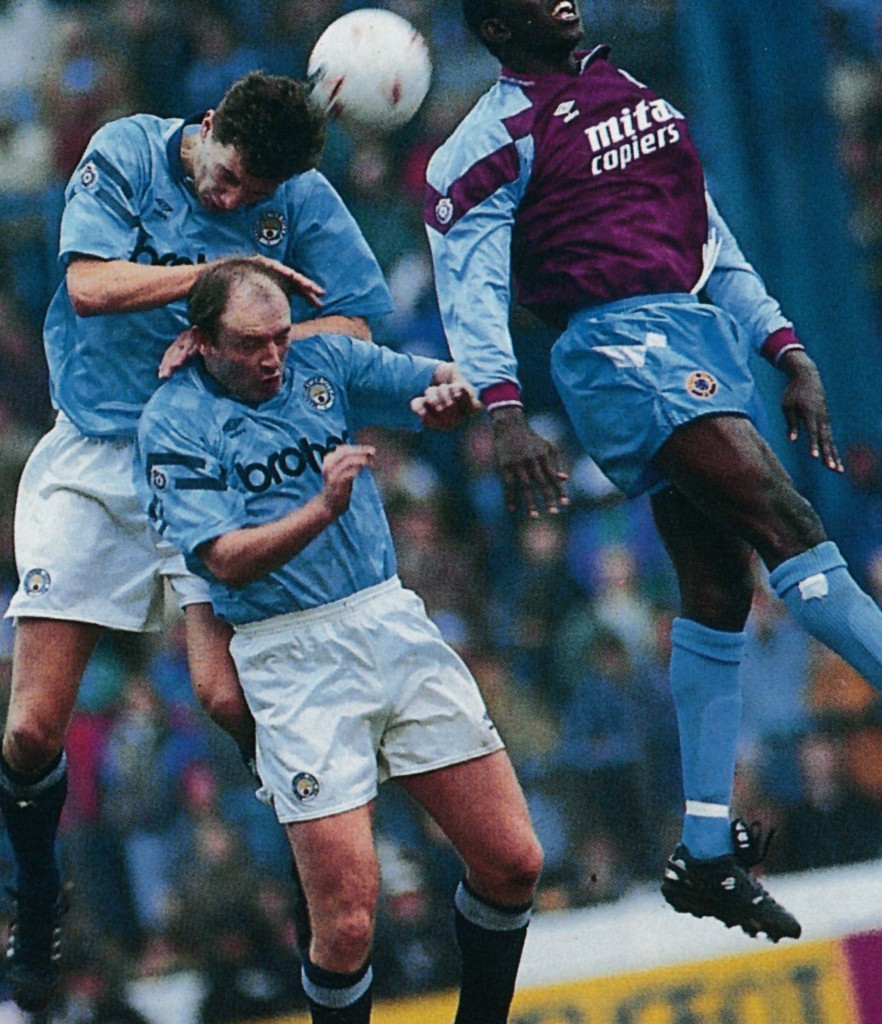 aston villa home 1991 to 92 action6