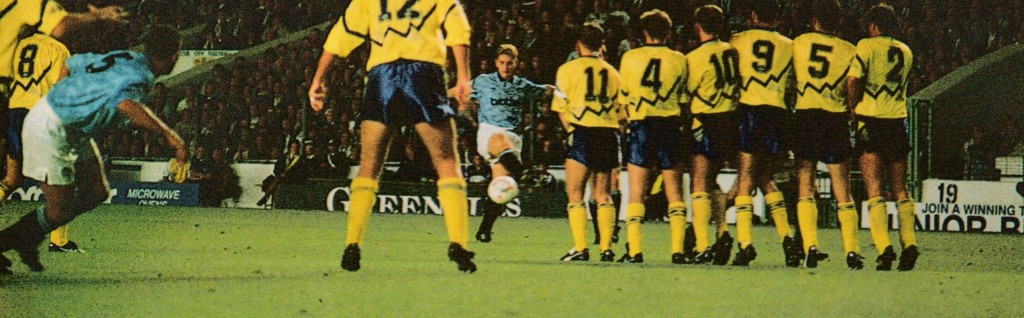 everton home 1991 to 92 action5