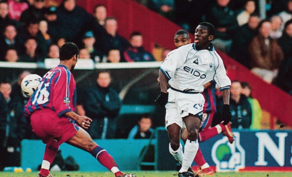 crystal palace away 1999 to 2000 action13