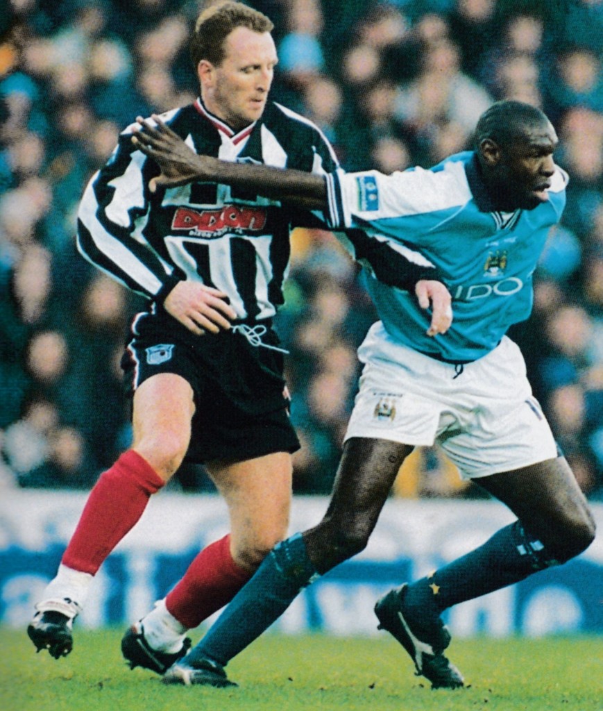 grimsby home 1999 to 2000 action9