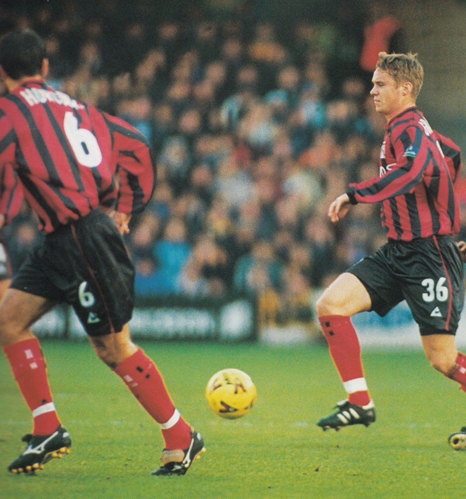 qpr away 1999 to 2000 action 6