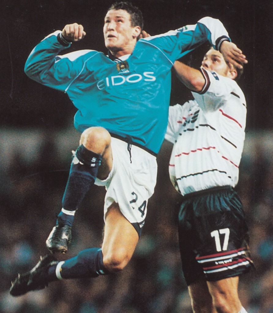 qpr home 1999 to 2000 action6