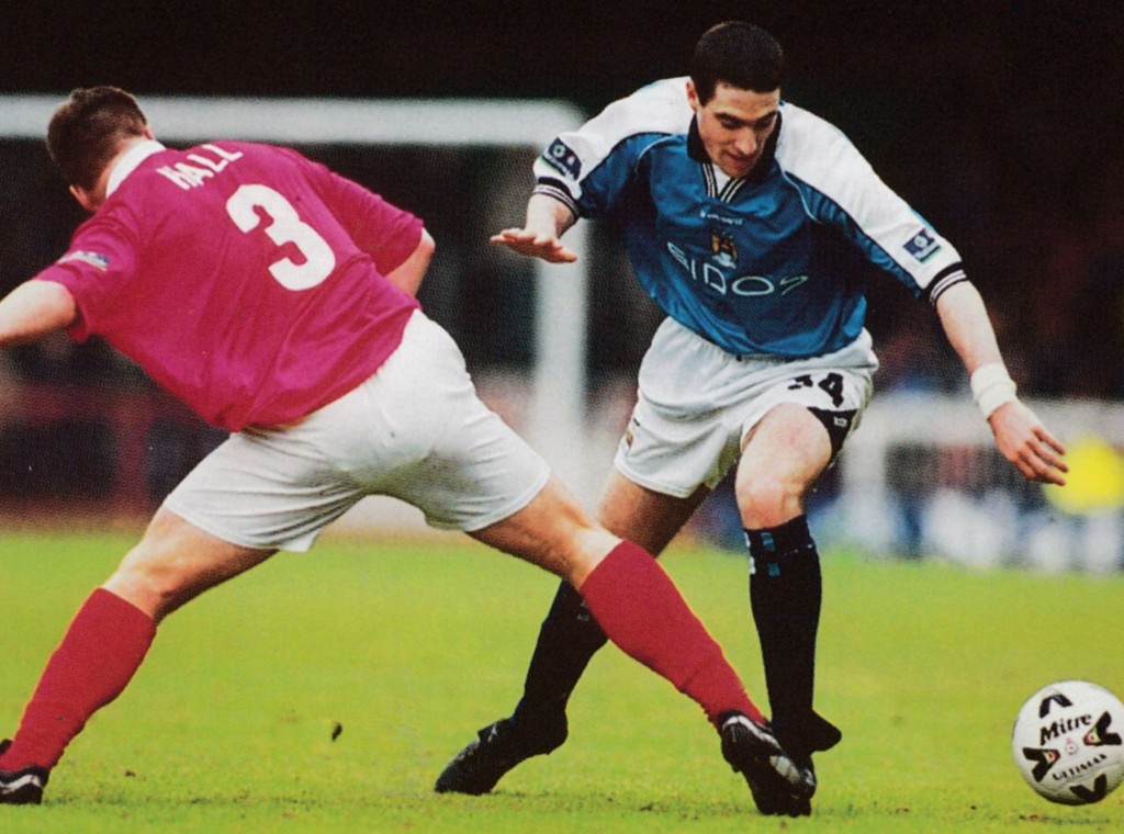 swindon away 1999 to 2000 action5