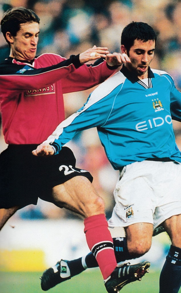 walsall home 1999 to 2000 action8