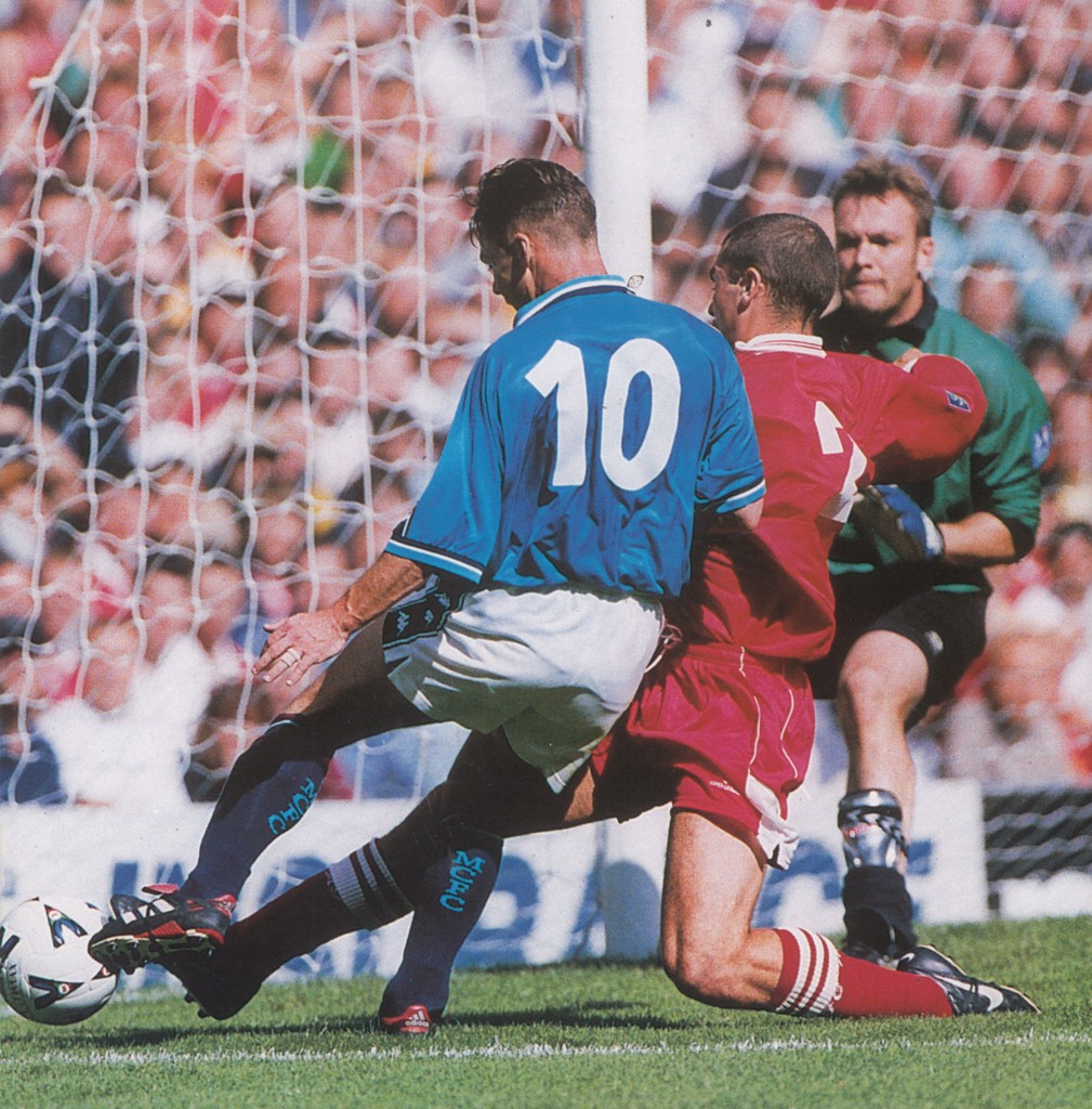 wrexham home 1998 to 99 action11