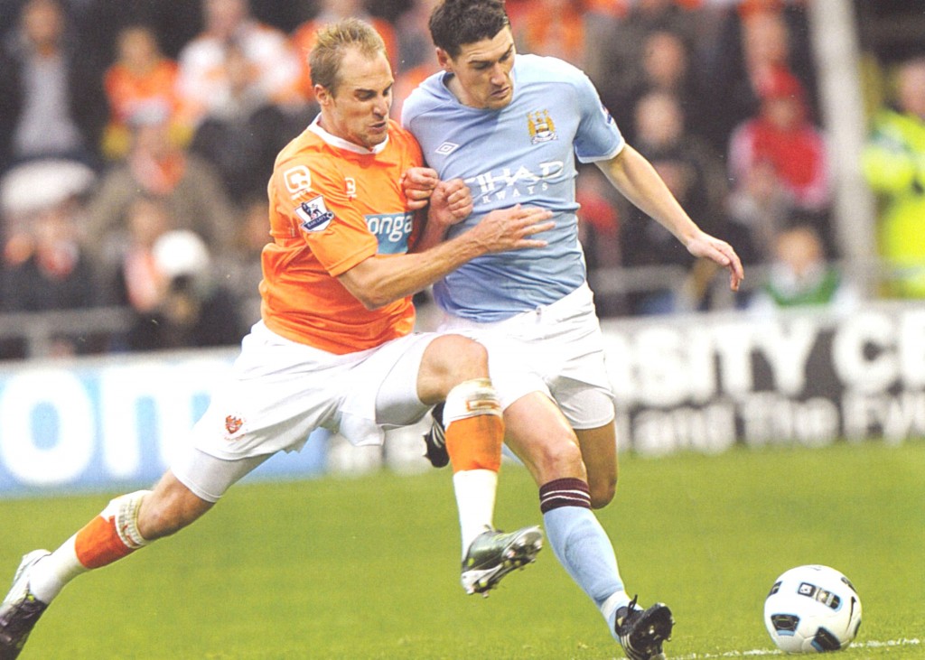 blackpool away 2010 to 11 action7533