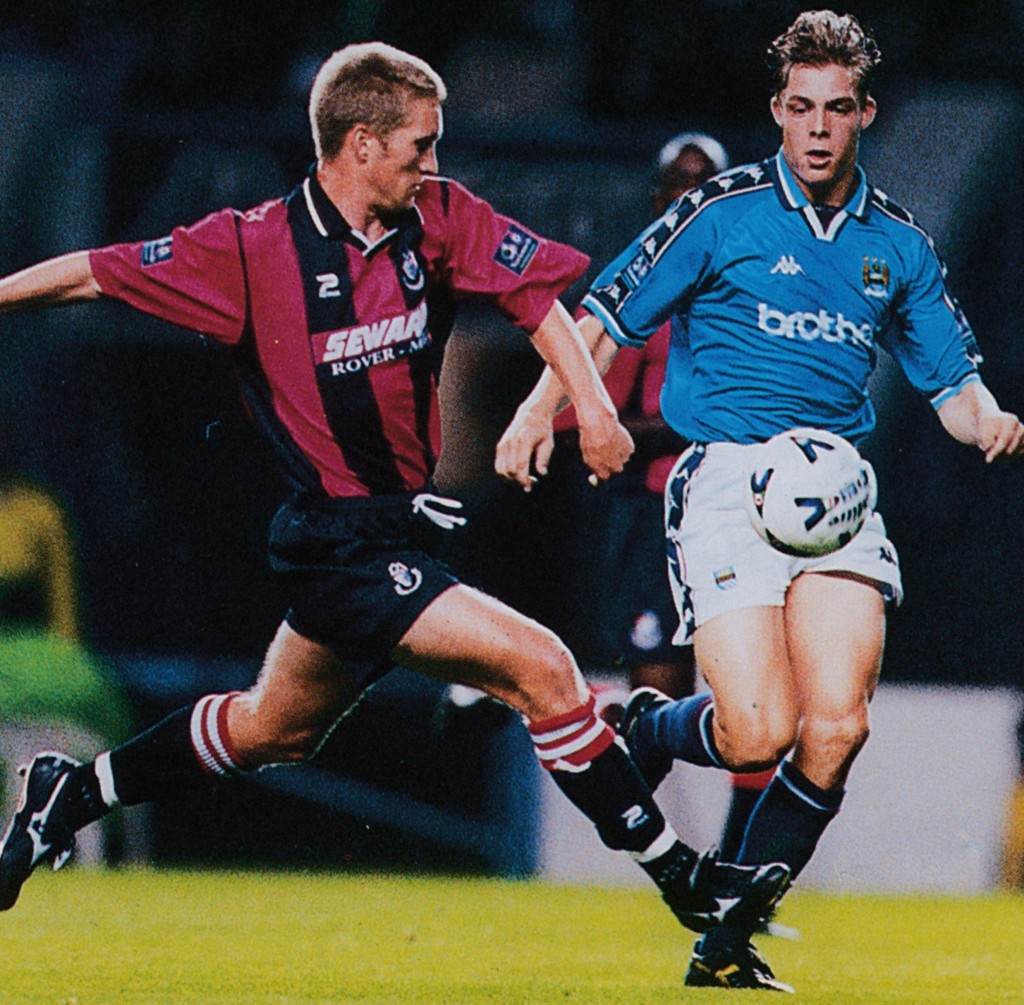 bournemouth home 1998 to 99 action5