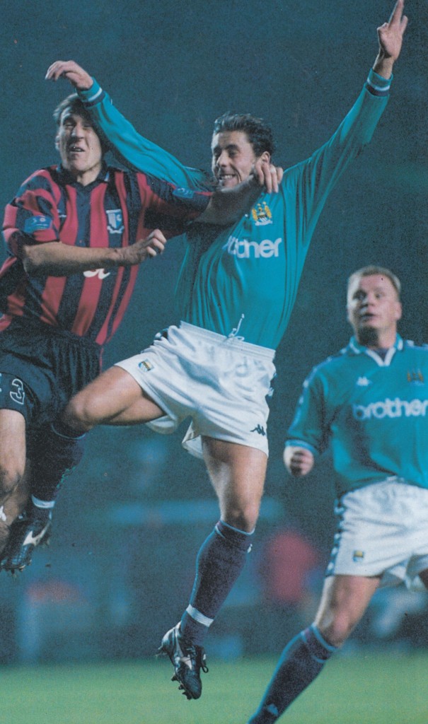 gillingham home 1998 to 99 action8