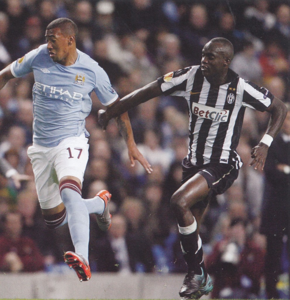 juventus home 2010 to 11 action008