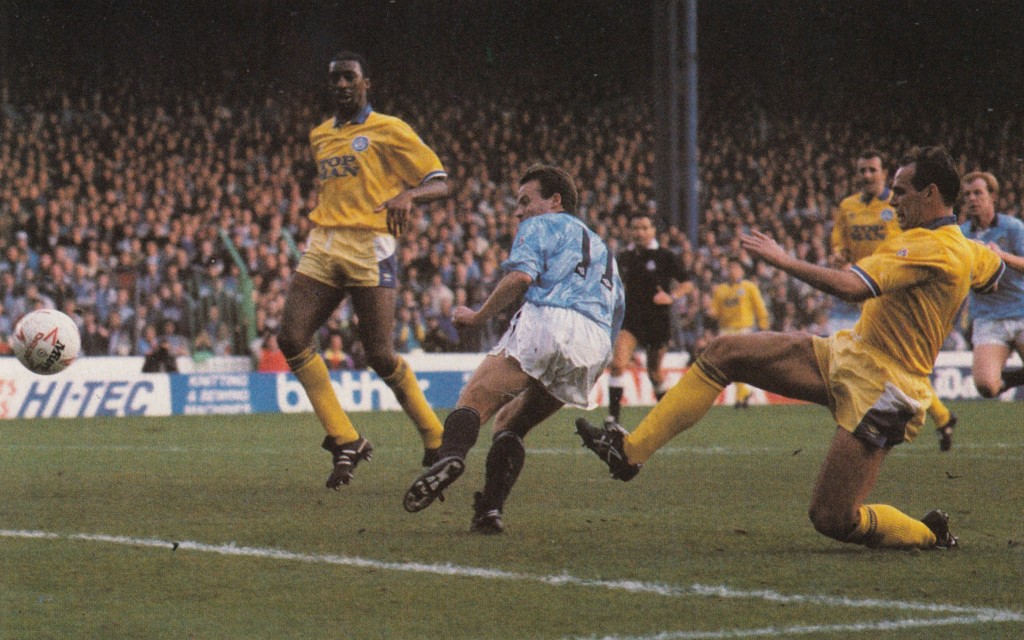 leeds home 1990 to 91 action7