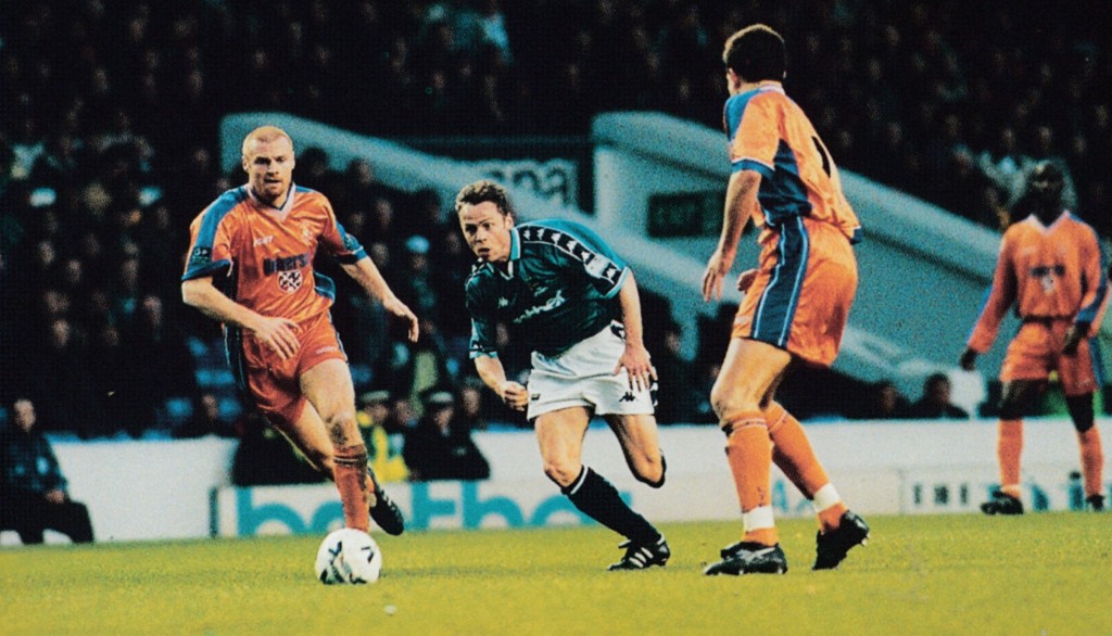 luton home 1998 to 99 action2