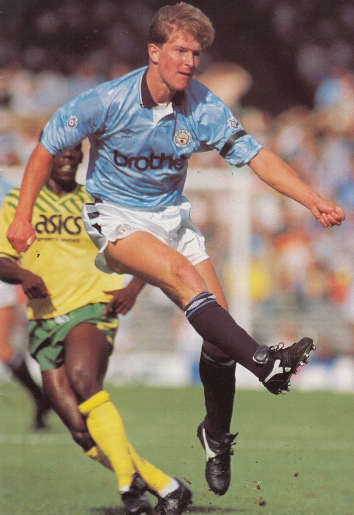 norwich home 1990 to 91 action6