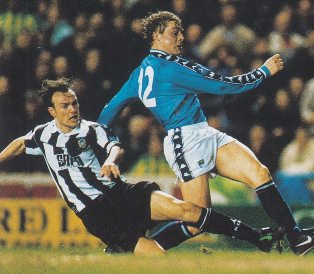notts county home 1998 to 99 action6