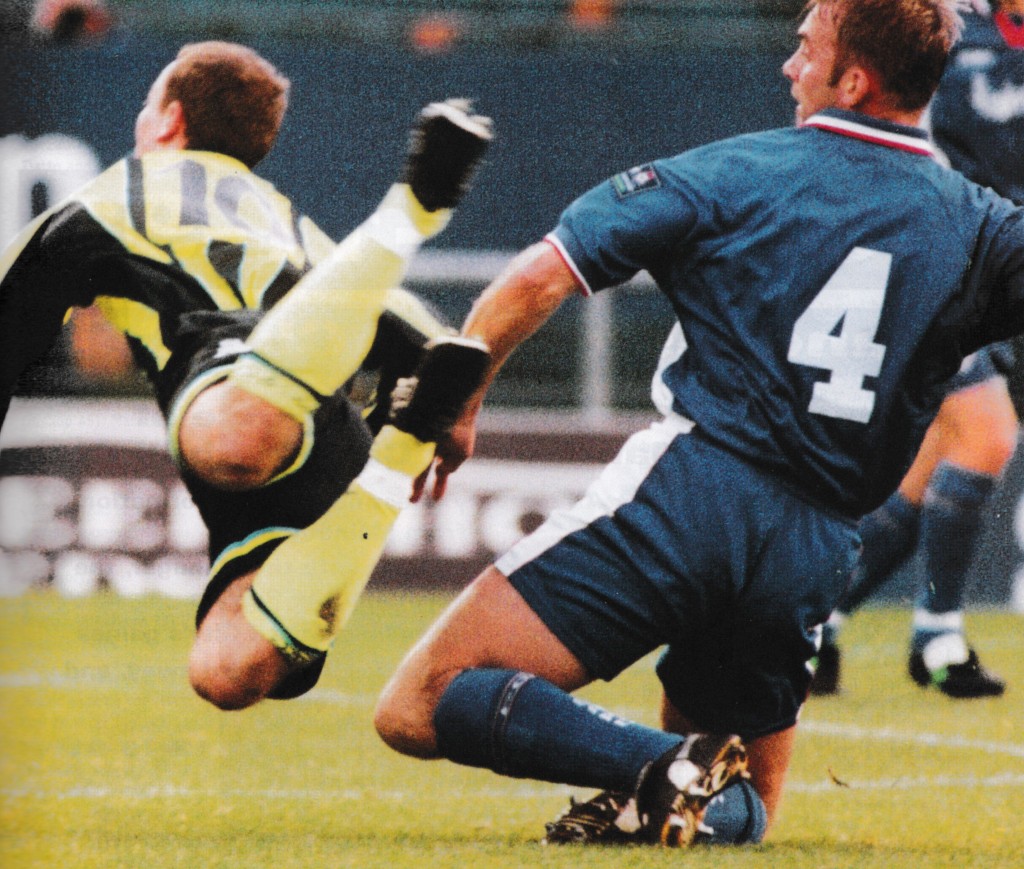 oldham away 1998 to 99 action5