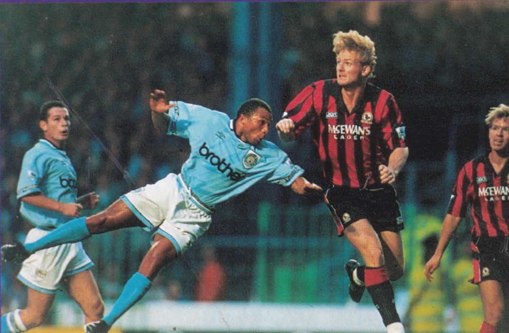 blackburn home 1993 to 94 action76