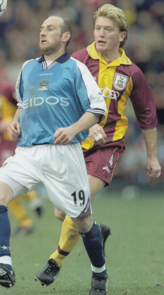 bradford away 2000 to 01 action7
