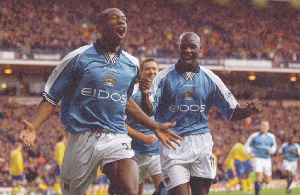 everton home 2000 to 01 action98