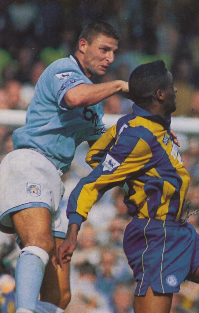 leeds home 1993 to 94 action8