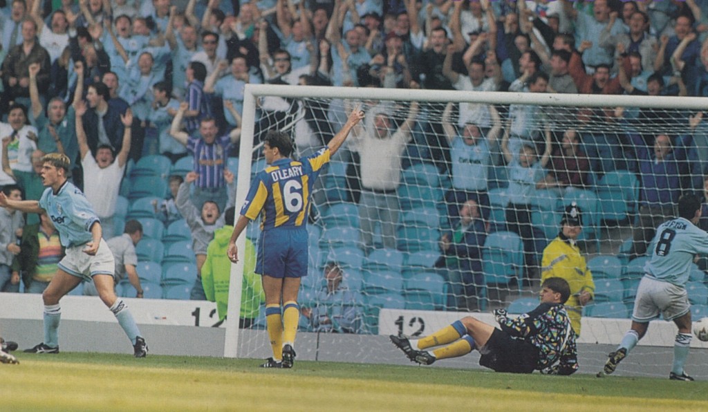 leeds home 1993 to 94 flitcroft goal3