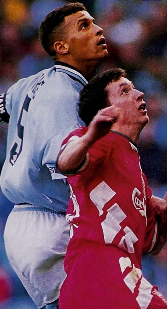 liverpool home 1993 to 94 action5