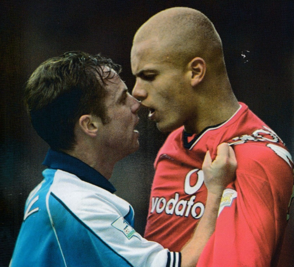 manchester united home 2000 to 01 action4