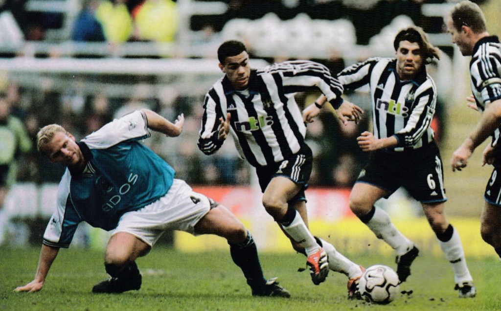 newcastle away 2000 to 01 action4