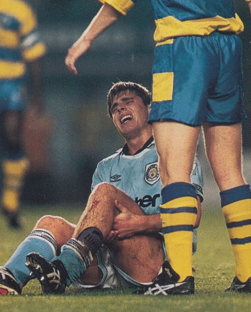 reading home 1993 to 94 action 6